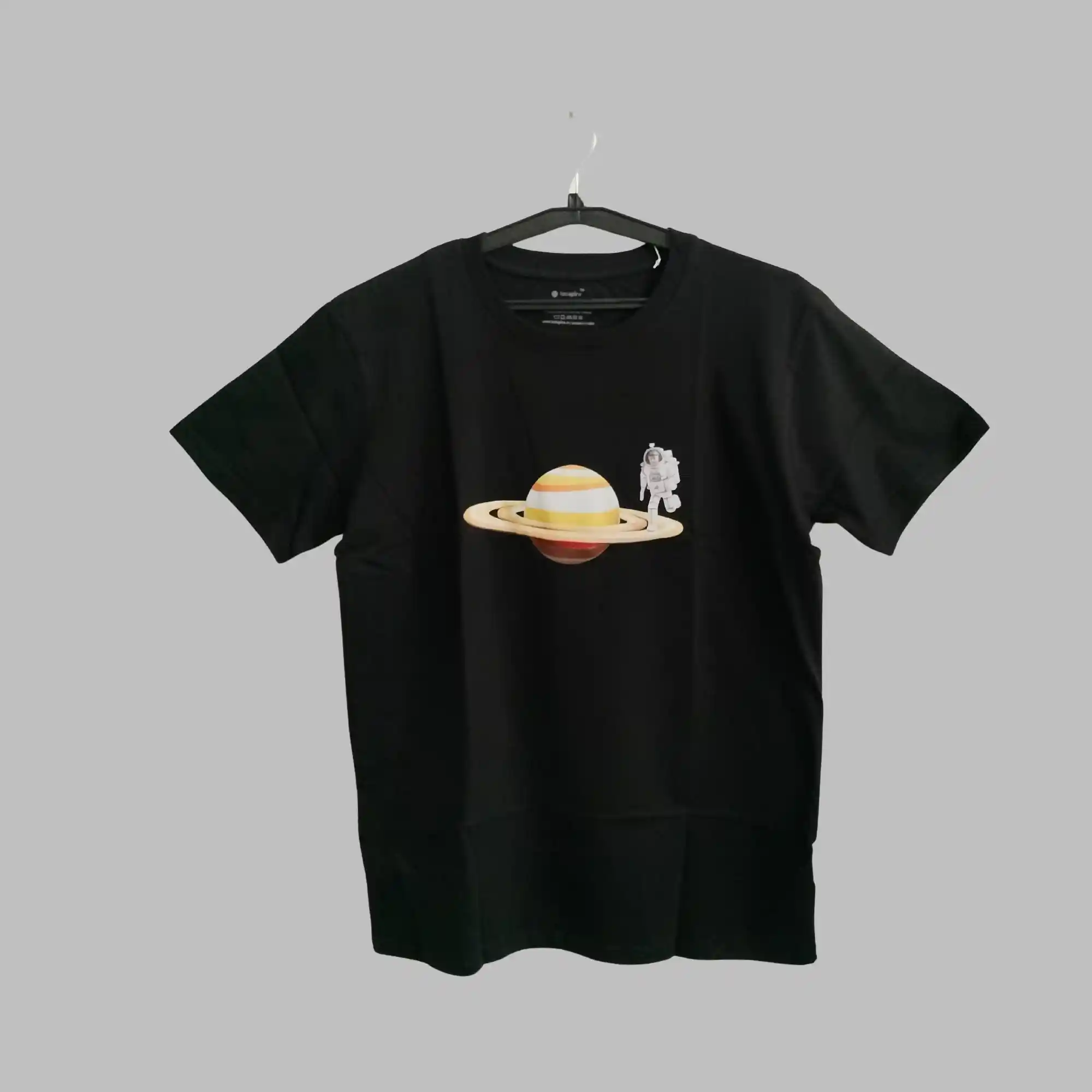Fabspire Kids Tee - saturn astronaut (Black)